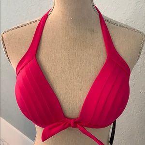 NEW Unique & Classic Bikini Top 🔥